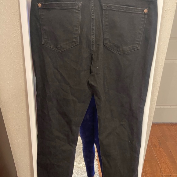 New Judy Black Skinny Fit Distressed with animal print patches Jeans Size 5/27 - Picture 5 of 5